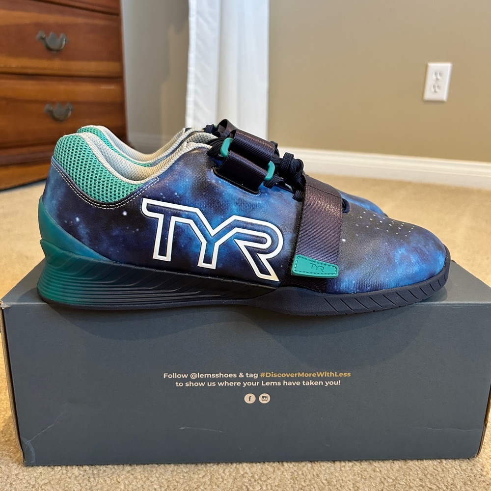 TYR L-1 Lifters Size 12 - Blue and Teal